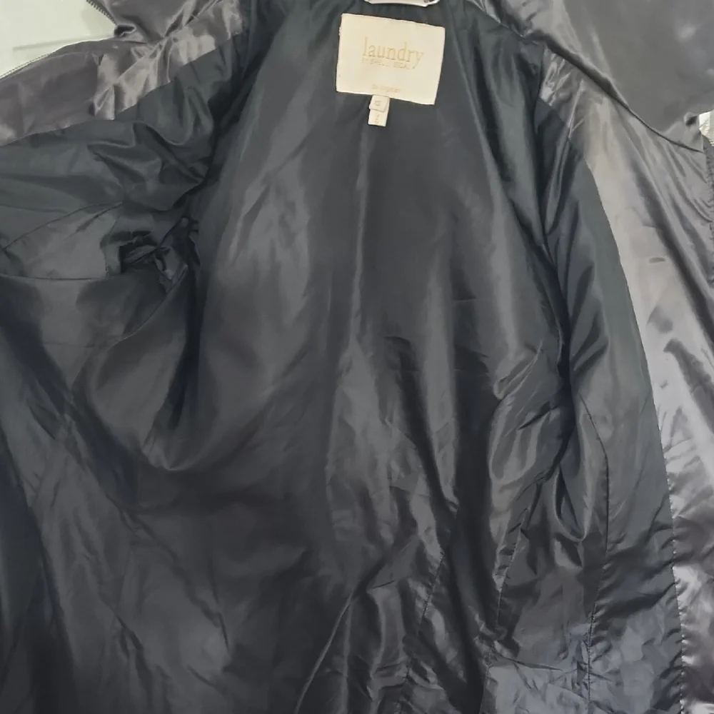 Laundry By Shelli Segal Dark Puffer Jacket with Faux Fur Trim - Picture 12 of 14